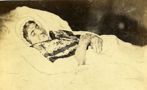 Woman France Old CDV Photo Post Mortem 1870