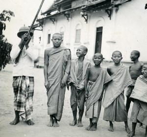 Indochina Vietnam Saigon Street Life old Amateur Snapshot Photo 1930