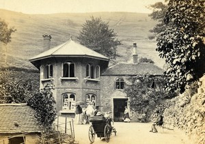 England Malvern St Ann Well Photographer Shop Old CDV Photo Bedford 1865