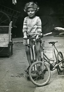 France Tours Childhood Toys Horse & Bike Old Amateur Photo Snapshot 1946