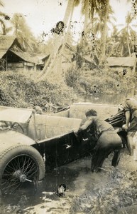 Indonesia Sumatra Island Car Accident River Old Amateur Photo Snapshot 1935