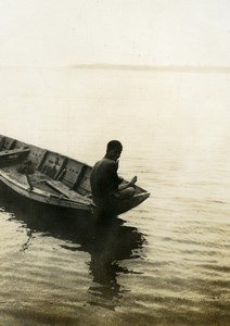 Indonesia Sumatra Island Man on his Boat Old Amateur Photo Snapshot 1935