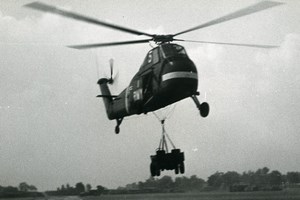 USA Military Helicopter Sikorsky carrying Jeep US Army Aviation Old Photo 1960