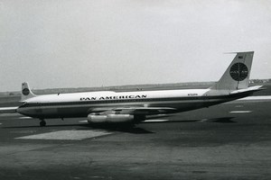 Boeing 707 N722PA Aviation Airplane Airliner Pan American Pan Am Old Photo 1960