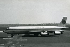 Boeing 707 N722PA Aviation Airplane Airliner Pan American Pan Am Old Photo 1960