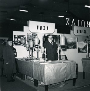 France Paris Photo Cine Sound Fair Booth of Noxa Old Amateur Snapshot 1951