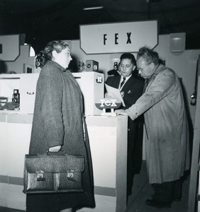 France Paris Photo Cine Sound Fair Booth of Fex Old Amateur Snapshot 1951