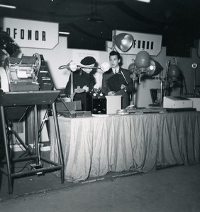 France Paris Photo Cine Sound Fair Booth of Ofonor Old Amateur Snapshot 1951