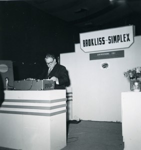 Paris Photo Cine Sound Fair Booth of Brockliss Simplex Old Amateur Snapshot 1951