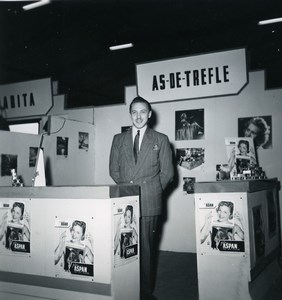 France Paris Photo Cine Sound Fair Booth As de Tréfle Old Amateur Snapshot 1951