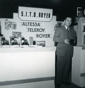 France Paris Photo Cine Sound Fair Booth of Sito Royer Old Amateur Snapshot 1951