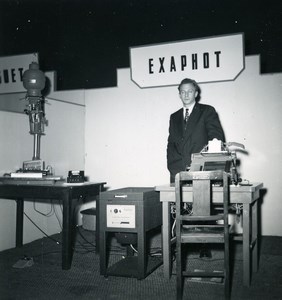 France Paris Photo Cine Sound Fair Booth of Exaphot Old Amateur Snapshot 1951