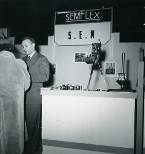 France Paris Photo Cine Sound Fair Booth of SEMFLEX Old Amateur Snapshot 1951
