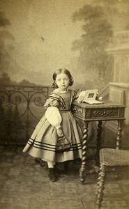 France Paris Young Girl Photo Album Second Empire Fashion Photo CDV Mouret 1860s