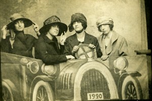 France Roubaix Fair Humoristic Ladies in a car Studio Arcade Old CDV Photo 1921