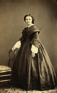 France Elegant Woman Second Empire Fashion Old CDV Photo 1860