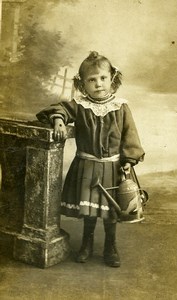 France Jeu d'Enfants Arrosoir en Metal Jouet Ancienne CDV Photo 1890