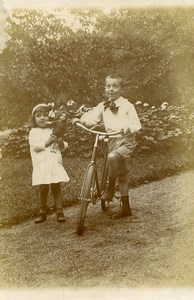 France Garcon et sa Bicyclette Fillette et sa Poupee Ancienne Photo Amateur 1910