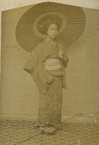 China Portrait Chinese Woman Umbrella Old CDV Photo 1870
