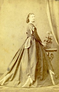 united Kingdom London New Cross Woman portrait fashion Old CDV Photo Hatt 1870