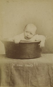 France Paris Baby in big Pot Je suis cuite Old CDV Photo Allevy 1890
