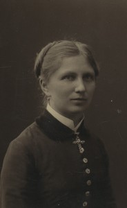 Belgium Brussels woman portrait fashion Old CDV Photo Geruzet 1880