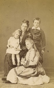 Italy Torino Mother & Children Portrait Fashion Old CDV photo Schemboche 1870