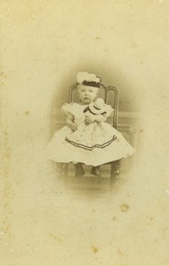 Belgique Bruxelles Enfant Bambin et sa poupee ancienne Photo CDV Winterschweig 1880