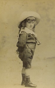 France Paris Jeune Enfant en beau costume chapeau Mode ancienne Photo CDV Walery 1890