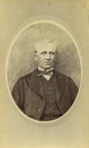 France Serious Man wearing bowtie Old CDV photo 1890