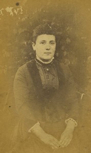 France Portrait of a Woman outdoors Old CDV photo 1890