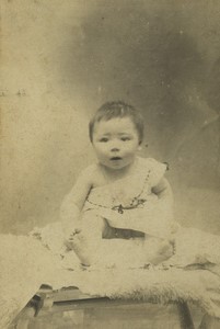 France Lille Bebé posant pour le photographe ancienne Photo CDV Paccou 1900
