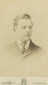 Young Man Wearing Tie Fashion Portrait old Heath and Bullingham CDV Photo 1880