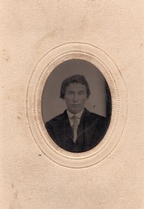 USA ? Small Portrait Man old Tintype Photo 1880's