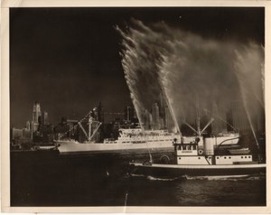 Argentine Ocean Liner New York Fireboat old Photo 1950