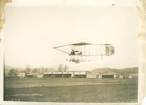 Aviator Christiaens Flying Farman Airplane Photos 1910