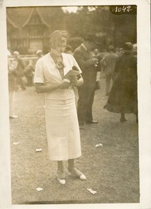 Elegant woman french fashion old Photo 30's