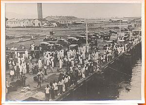 WWII Crowd Cars Port South Africa or Japan Photo 1941