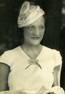 France Elegant French Fashion at Horse Racing Mode aux Courses old Photo 1920'