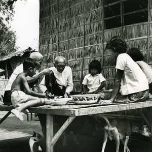 Cambodia Cambodgian Sinoun family lunch Old Wertheimer Photo 1968