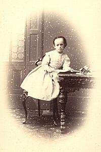 Young Girl Fashion Clothes UK, old CDV Photo 1860'