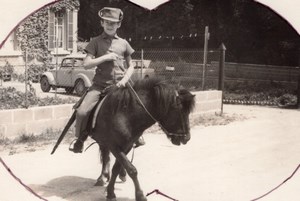 Sunday Boy on Horse promenade Old Photo 1935'