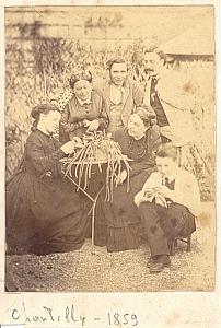 France Chantilly family scene garden outdoor photo 1859