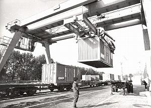 France SNCF New Transcontainers Railroad old Photo 1969