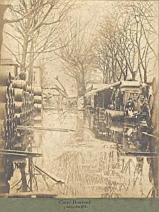 France Paris Cour Dessort Inondation Old Photo 1872
