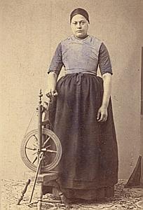 Netherlands Traditional Fashion hand colored Photo 1870