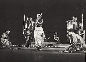 Philippines Singkil Dance Ballet Music Paris Bernand Photo 1955