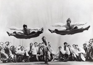 Roger Pic Photo URSS Samara Volga River Dancers 1960