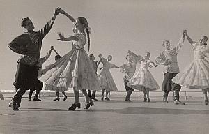 Roger Pic Photo URSS Samara Volga River Dancers 1960