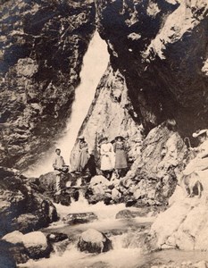 Waterfall Walkers Randonneurs Pyrenees Photo 1900